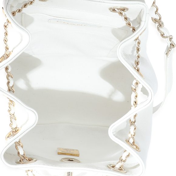 Chanel White Shiny Aged Quilted Lambskin Small Duma Drawstring Backpack - Picture 4 of 7